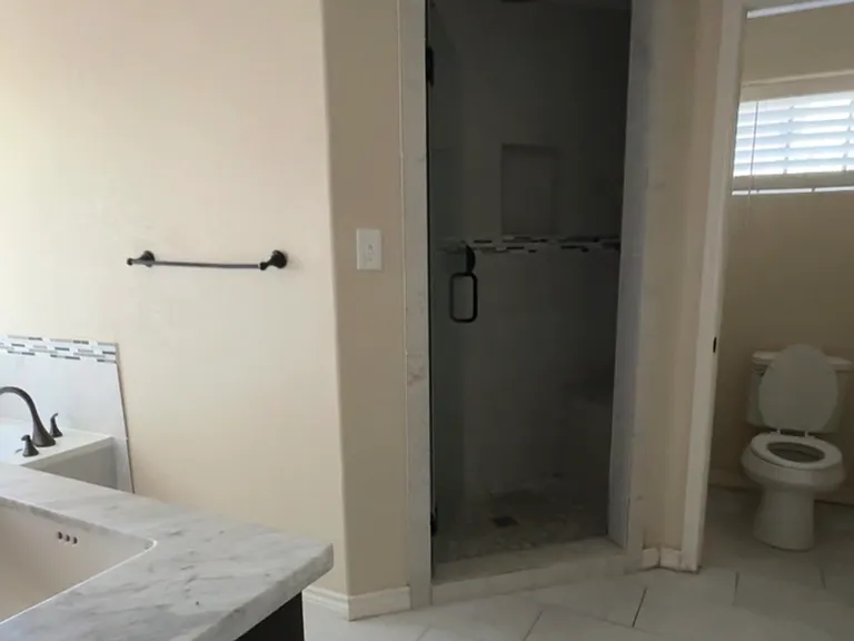 4711 Pine Ave — Photo 5