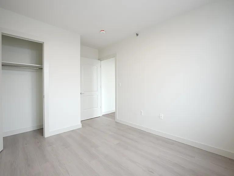 63-68 Austin St #9A — Photo 11