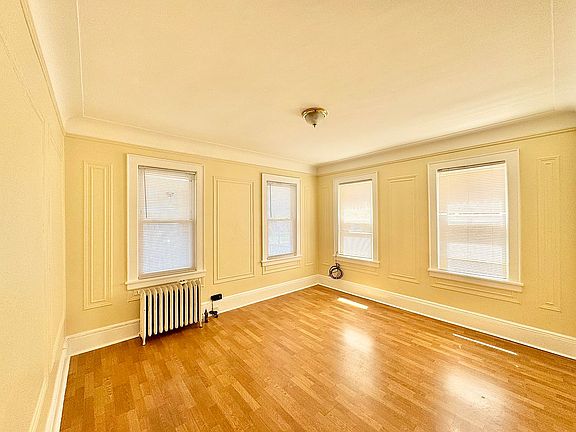 4th image of 167 Beach 118th St