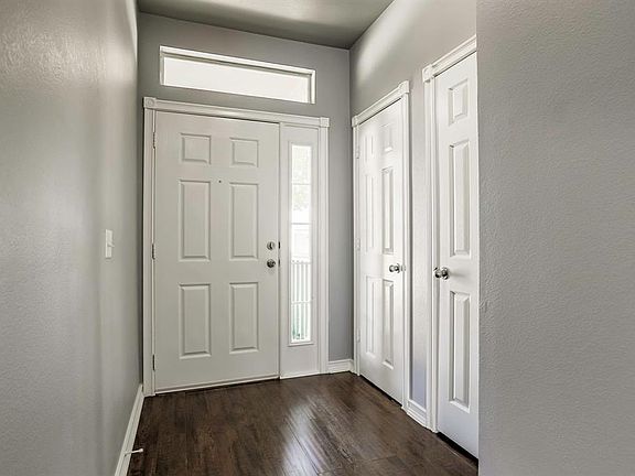 5th image of 10508 Astor Dr