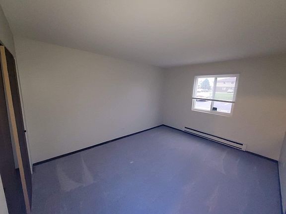 4th image of 1023 Shagbark Ct APT 1D
