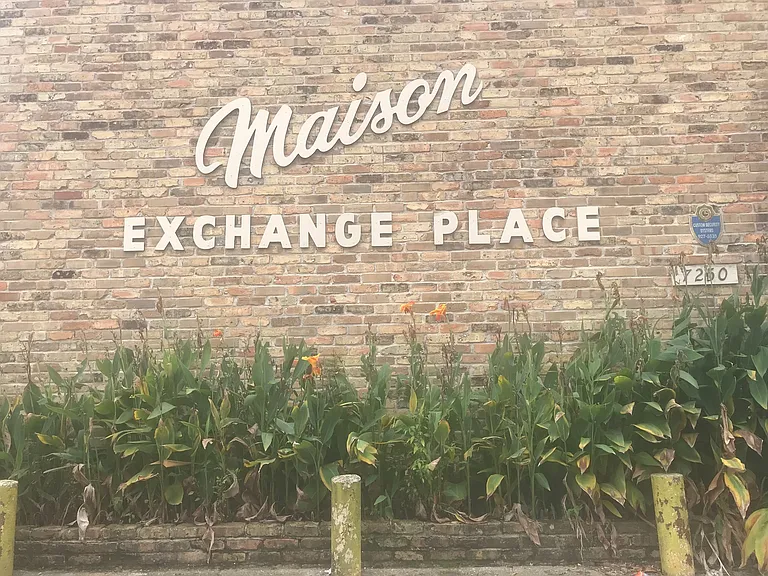 7250 Exchange Pl — Photo 2