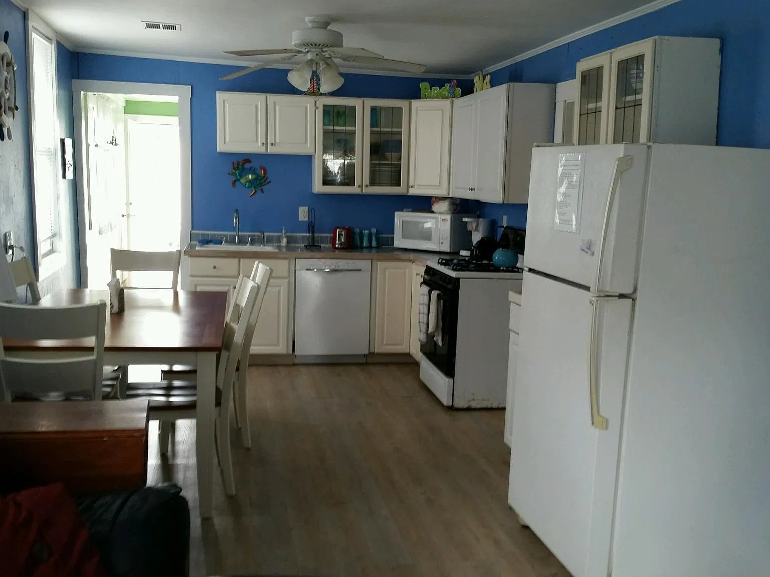 4 bed, 1071 sqft, $1,600 — Photo 2