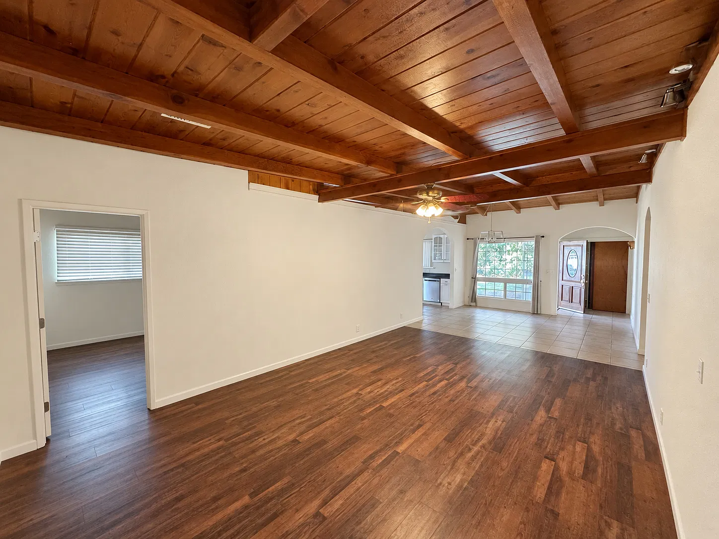 3 bed, 2000 sqft, $2,800 — Photo 4