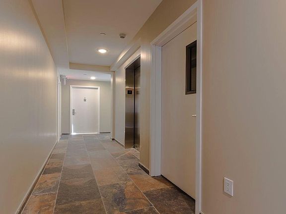 4th image of 2848 W 15th St #5D