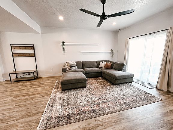 4th image of 14725 S Nob Ln