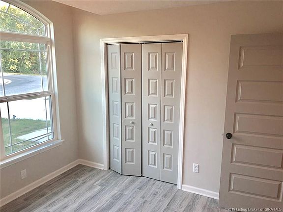 4th image of 1903 Aster Dr