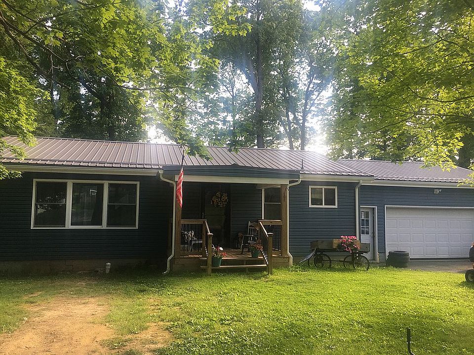 1st image of 11 Johnston Dr