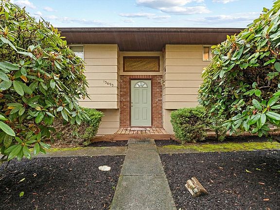 2nd image of 15690 S Carus Rd