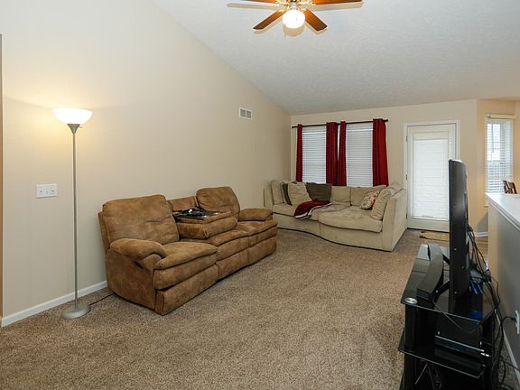 5955 Thistlewood Ave-103