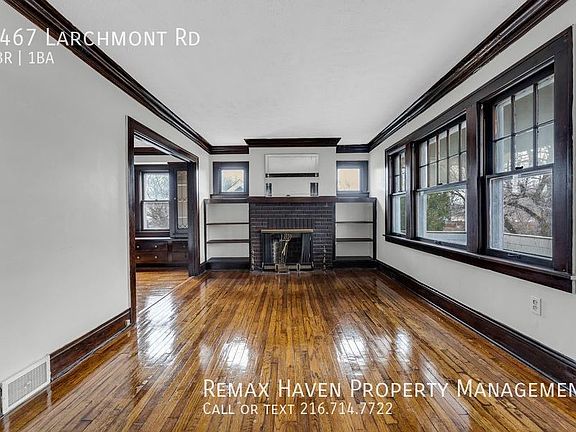 3rd image of 1467 Larchmont Rd