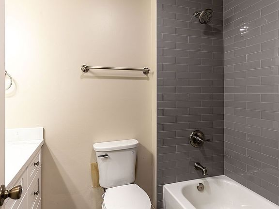 3rd image of 505 Cypress Point Dr Unit 106