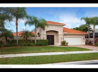 5054 Rustic Oaks Cir, Naples, FL 34105