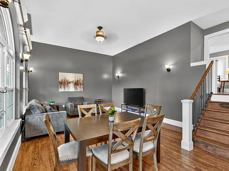630 Lamplight Ln — Photo 10