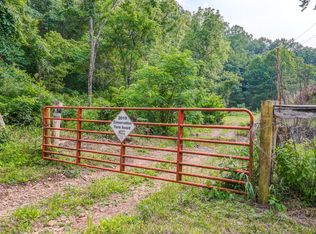 Carter Cave Rd, Blackwater, VA 24221