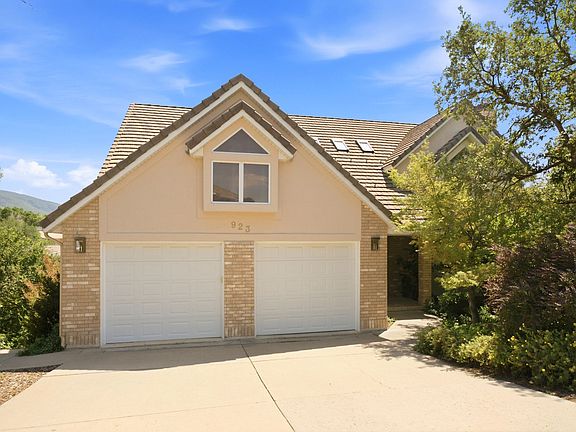 2nd image of 923 Wilshire Ct