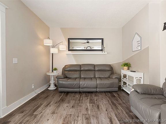 3rd image of 158 Indiana Avenue