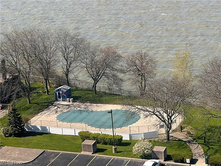 11720 Edgewater Dr #908 — Photo 15