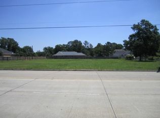 3132 W Lucas Dr, Beaumont, TX 77706