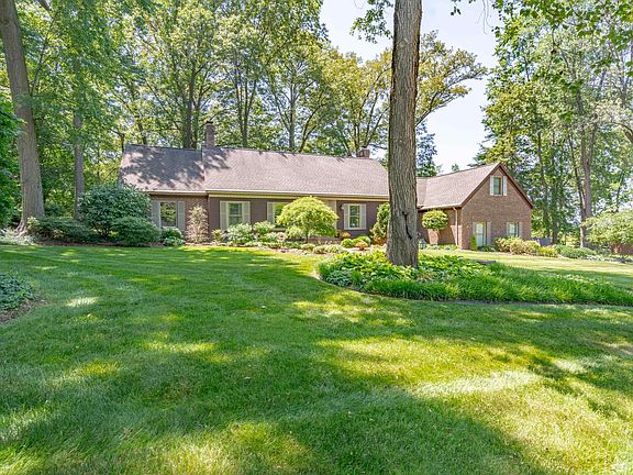 2nd image of 4055 Candlewood Pl