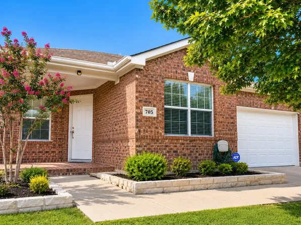 705 Lone Pine Dr, Little Elm, TX 75068