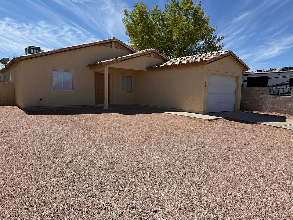 196 S Picacho Heights Rd