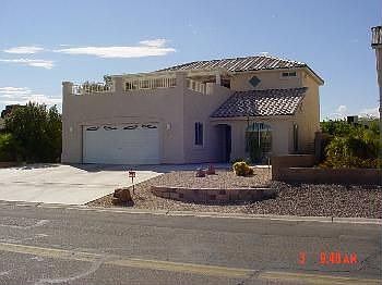 1st image of 776 Riverfront Dr