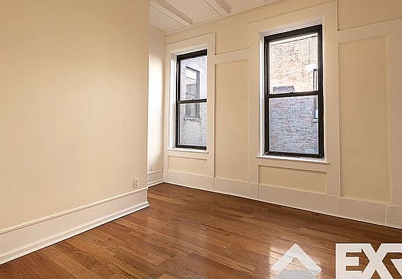 5th image of 1158 Dean St #3B