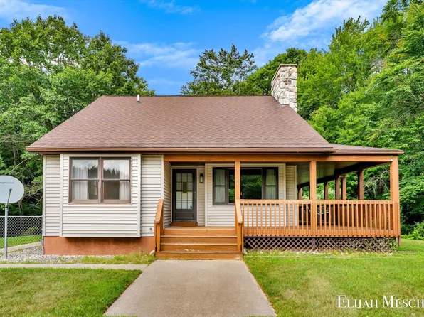 17398 Meceola Rd, Hersey, MI 49639