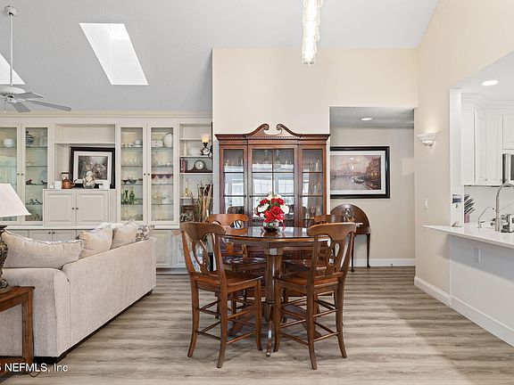 5th image of 148 Ocean Hollow Ln