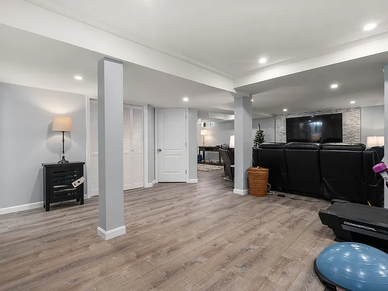 25 Magnolia Ln — Photo 10