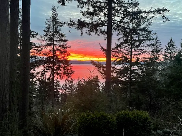 510 Dungeness Drive Fi, Fox Island, WA 98333
