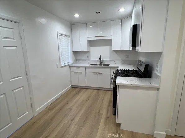 1840 W Glenoaks Blvd #A, Glendale, CA 91201