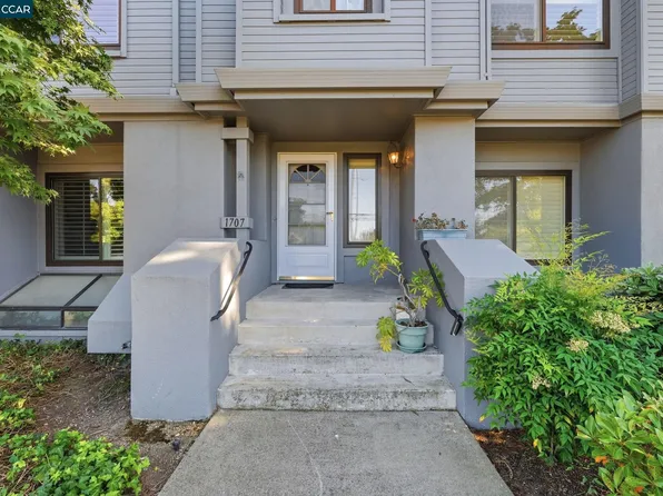 1707 Geary Rd, Walnut Creek, CA 94597