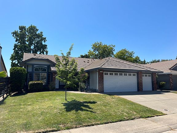2nd image of 1613 Steinbeck Dr