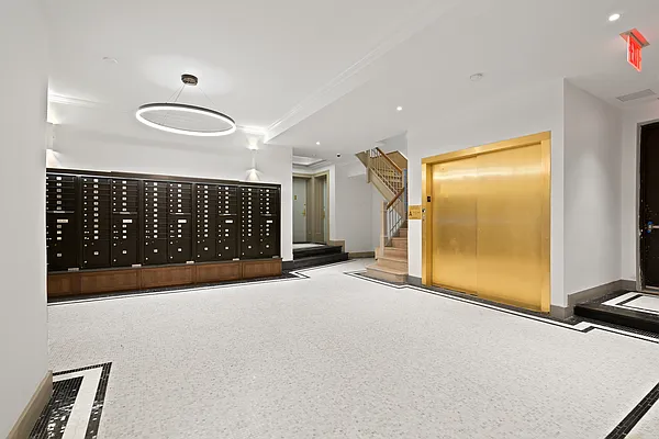 Rented by Compass | media 9