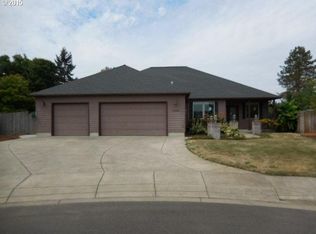 2354 Clear Vue Ln, Springfield, OR 97477