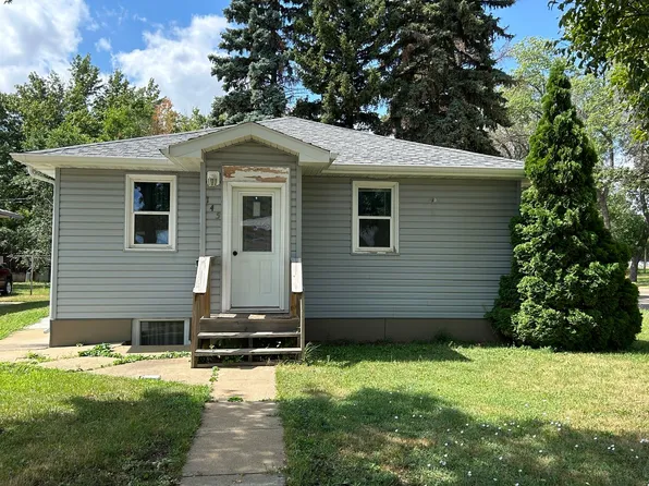 145 12th Ave W, 145 12th Ave W #B, Dickinson, ND 58601