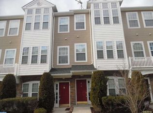12 Swan Ct, Delanco, NJ 08075