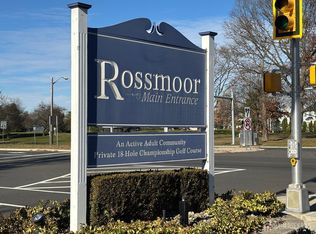 267 N Milford Ln, Monroe Township, NJ 08831