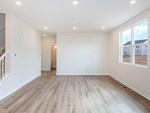 7th image of this home