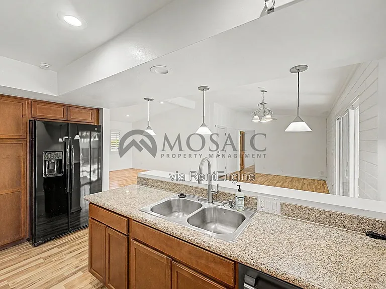 3333 E Medlock Dr — Photo 16