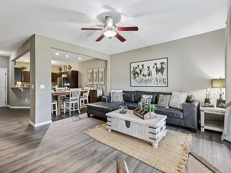 The Landing at Little Elm Apartments — Photo 25
