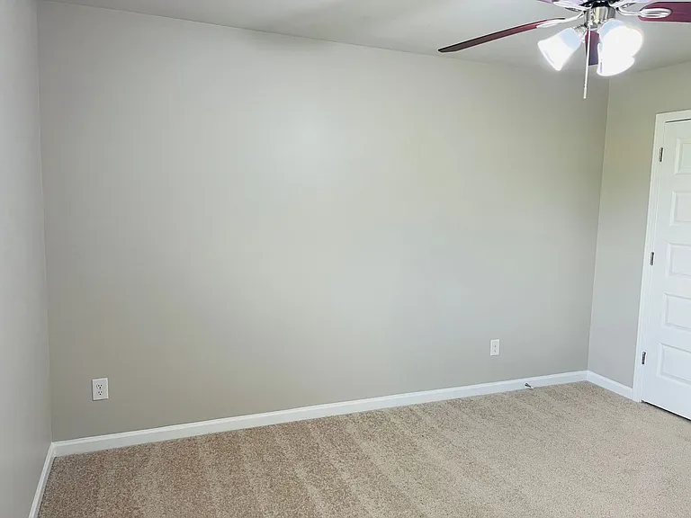 19 White Spruce Way — Photo 32