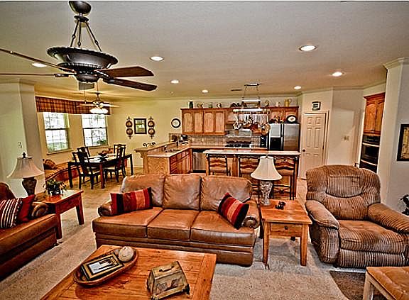 5th image of 809 Grandview Estates Dr