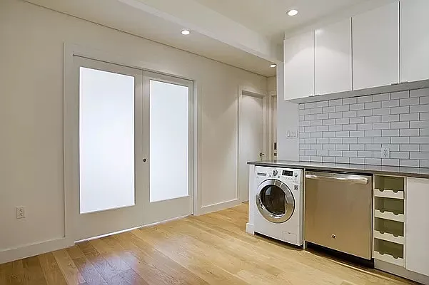 Rented by REAL New York | media 18