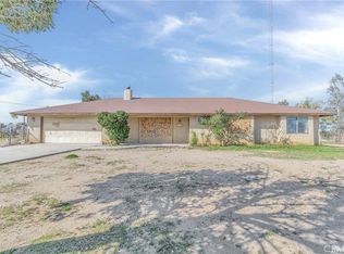 11372 Barbet Rd, Phelan, CA 92371