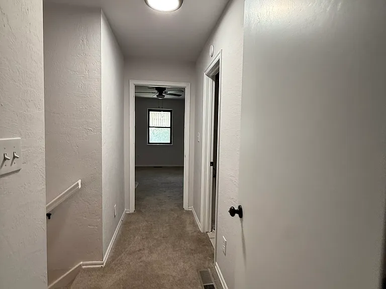 13350 NE 75th St — Photo 15