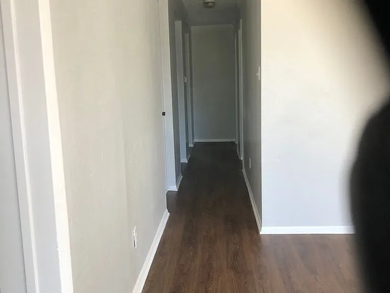 1147 Cornwell St — Photo 10