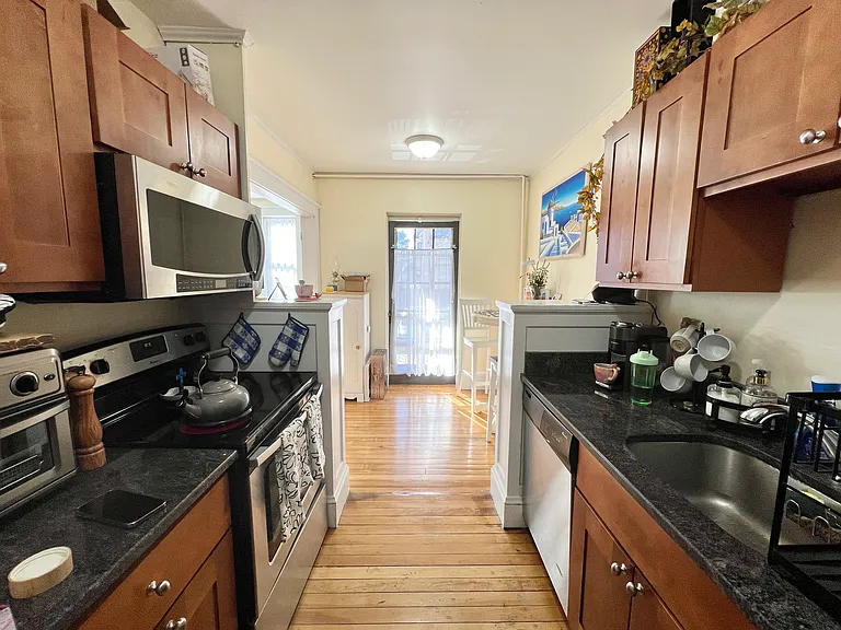 100 Madison Ave #7 — Photo 5